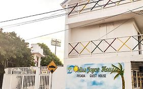 Posada Miss Joyce House